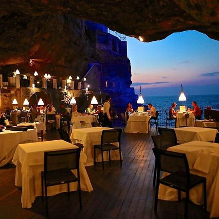 Residenze Unita D'Italia Bed & Breakfast Bari Bagian luar foto