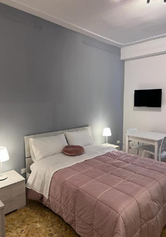 Residenze Unita D'Italia Bed & Breakfast Bari Bagian luar foto