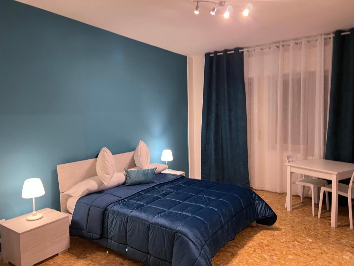 Residenze Unita D'Italia Bed & Breakfast Bari Bagian luar foto