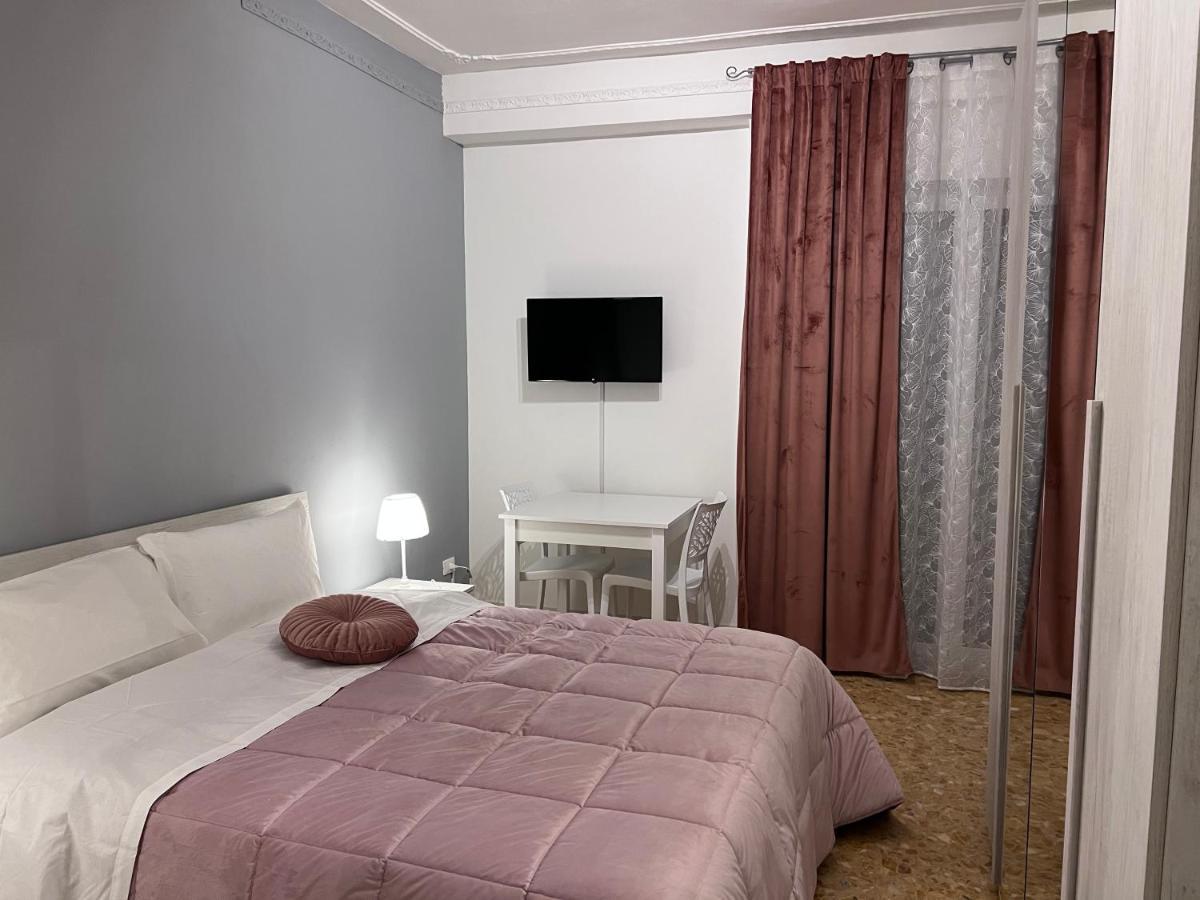 Residenze Unita D'Italia Bed & Breakfast Bari Bagian luar foto