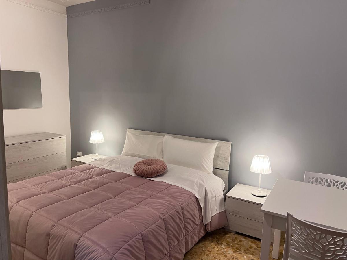 Residenze Unita D'Italia Bed & Breakfast Bari Bagian luar foto